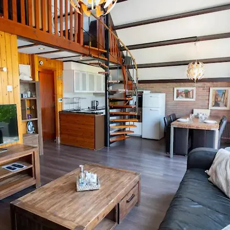 Lovely House Till 6 Pers. Near Amsterdam And Sea 度假居 *
