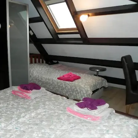 Lovely House Till 6 Pers. Near Amsterdam And Sea 度假居 *